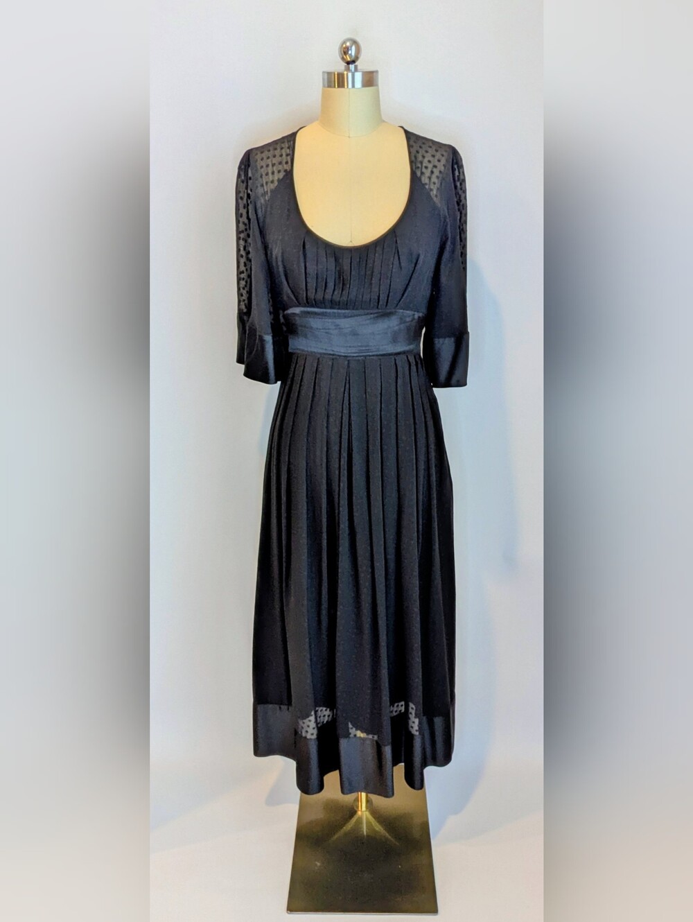 Catherine Malandrino Black Midi Dress with Scoop Neck & Pleated Skirt